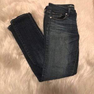 American Eagle skinny jeans
